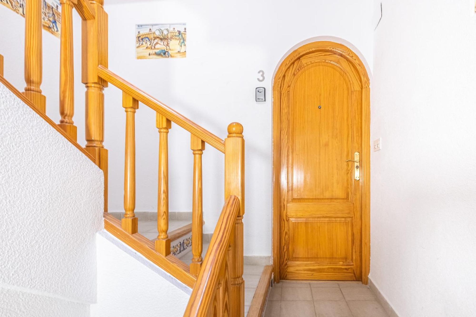 Apartamentos El Castell Benidorm Old-Town ภายนอก รูปภาพ