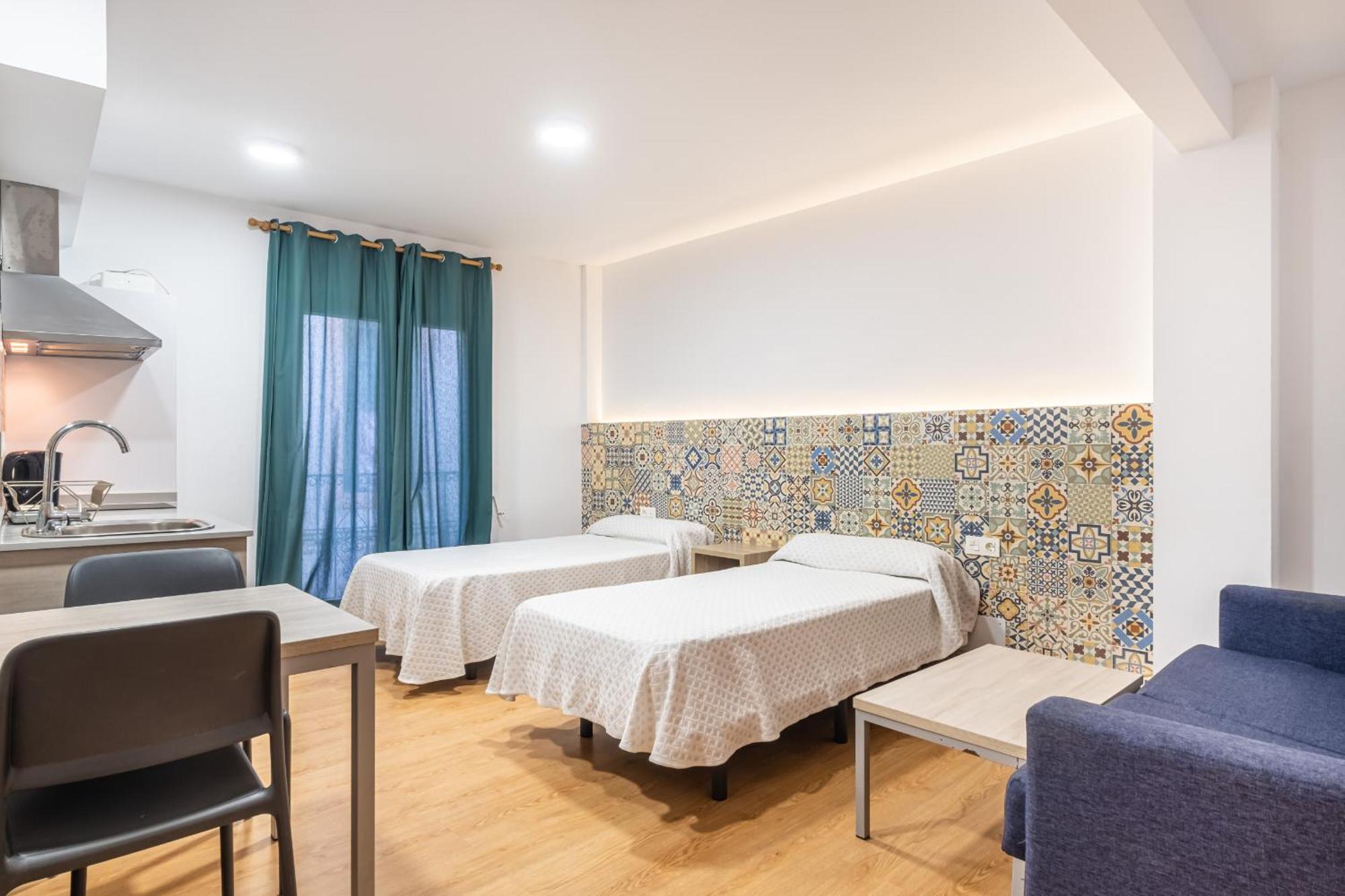 Apartamentos El Castell Benidorm Old-Town ภายนอก รูปภาพ