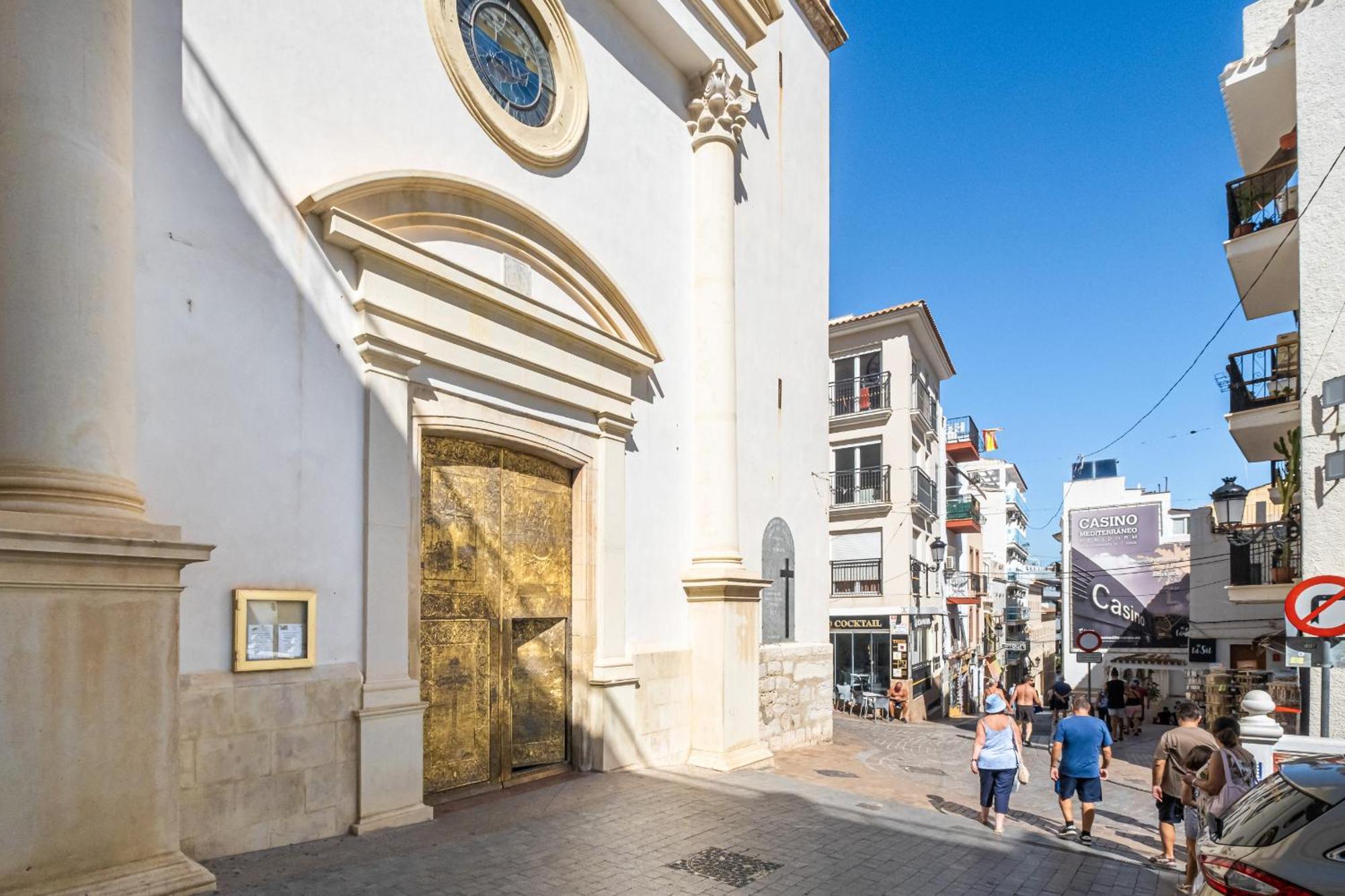 Apartamentos El Castell Benidorm Old-Town ภายนอก รูปภาพ