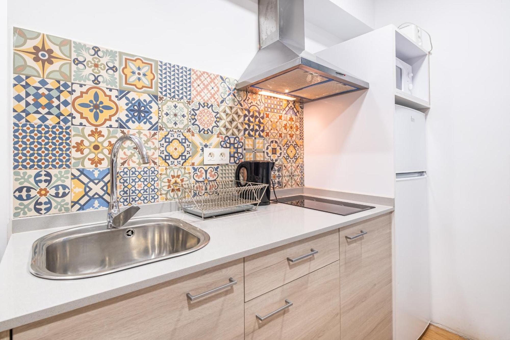 Apartamentos El Castell Benidorm Old-Town ภายนอก รูปภาพ